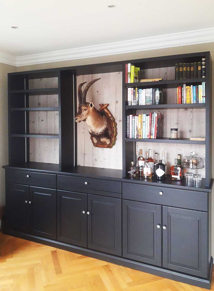 Küchentisch mit Barhocker